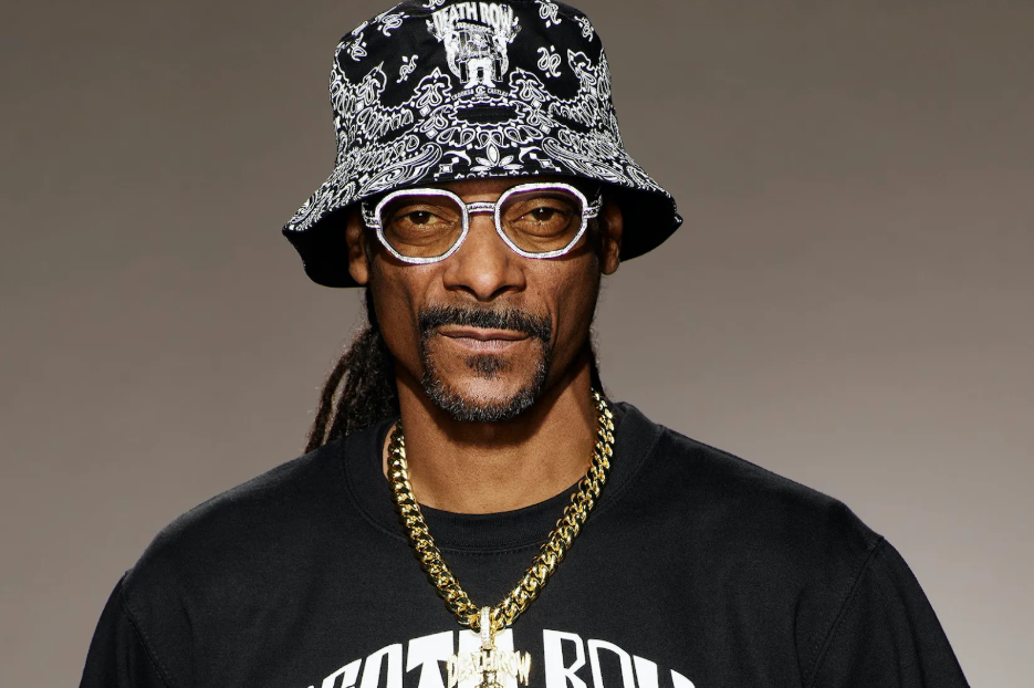 Snoop Dogg - 23 Million Albums Sold