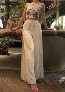 20s Women look