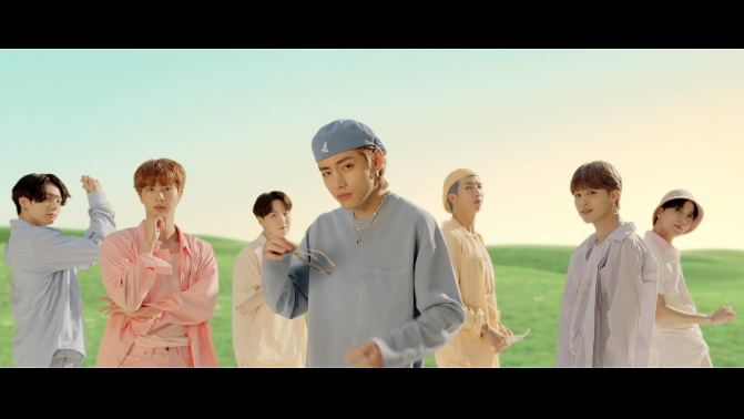 BTS Hits That Broke the Internet BTS Hits That Broke the Internet