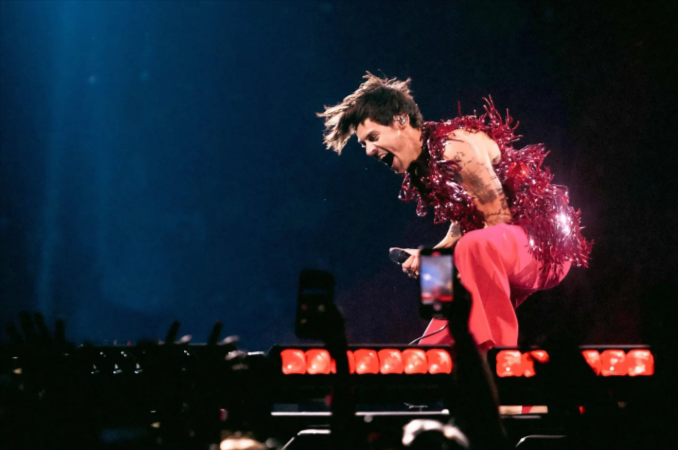 Harry Styles – “Love On Tour” Harry Styles – “Love On Tour”