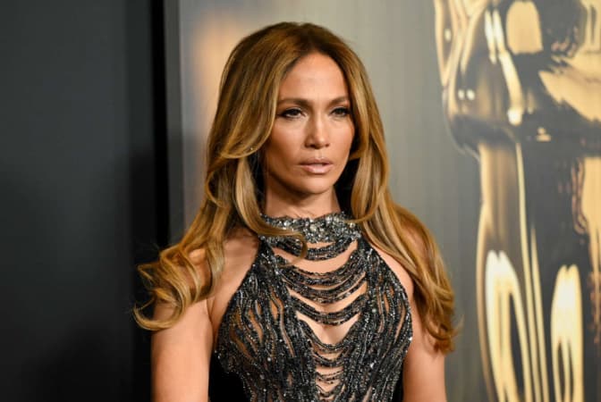Jennifer Lopez - Singer and Songwriter Jennifer Lopez - Singer and Songwriter