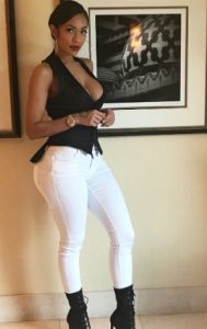 10 Top OnlyFans Earners 2025 (Creators Ranking)