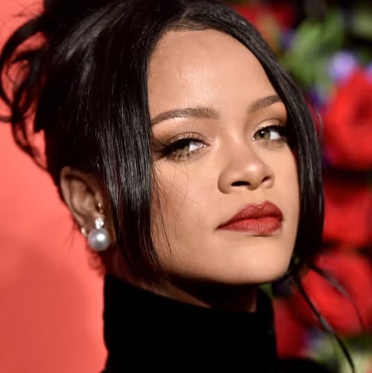 Rihanna In The List Of Richest Singer In The World Rihanna In The List Of Richest Singer In The World