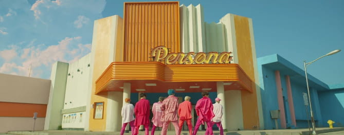 BTS - Boy With Luv BTS - Boy With Luv
