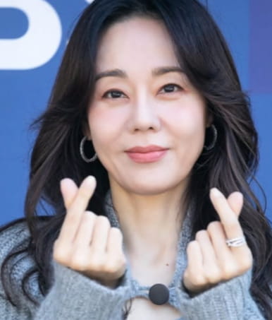 Celine (Yunjin Kim)