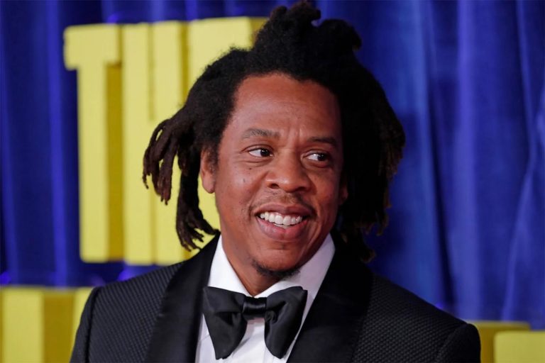 Top 10 Richest Rappers In The World 2025 [By Net Worth]